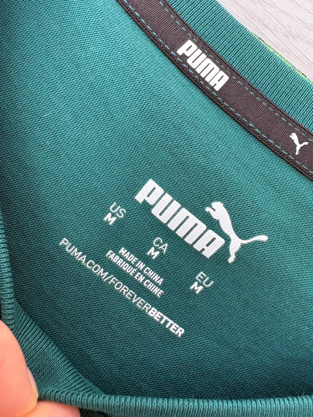 T-shirt puma homme taille M vert