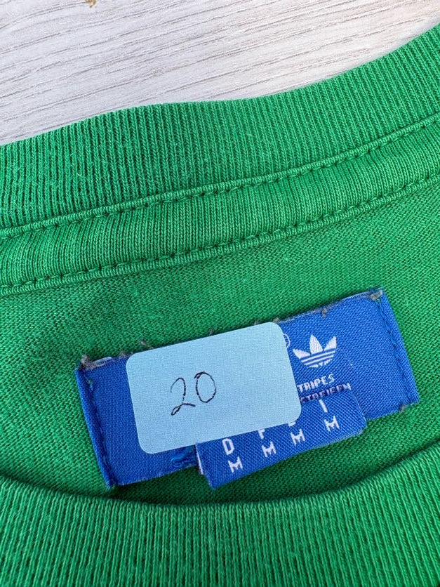T-shirt adidas homme taille M vert